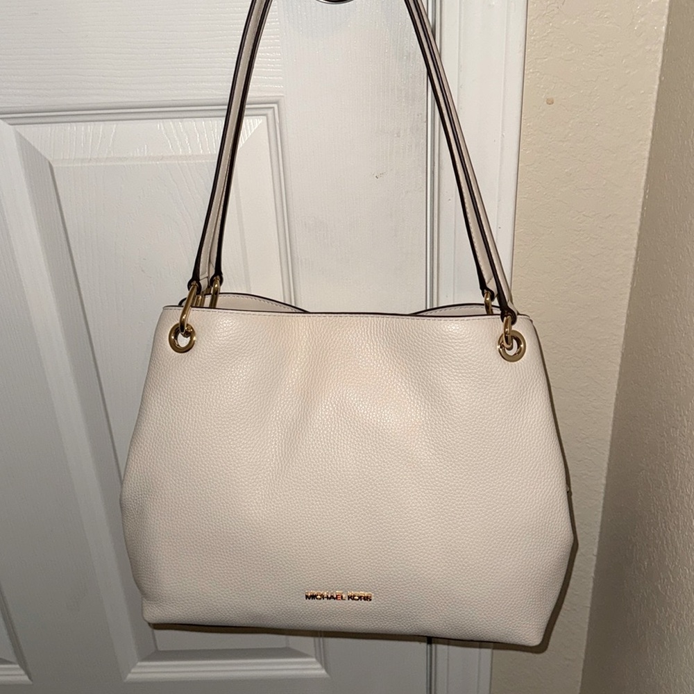 White Michael Kors Purse